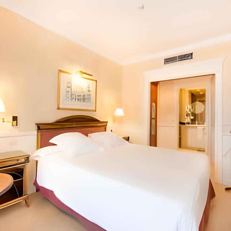 Apartamentos Guadalpin Boutique Marbella Bagian luar foto