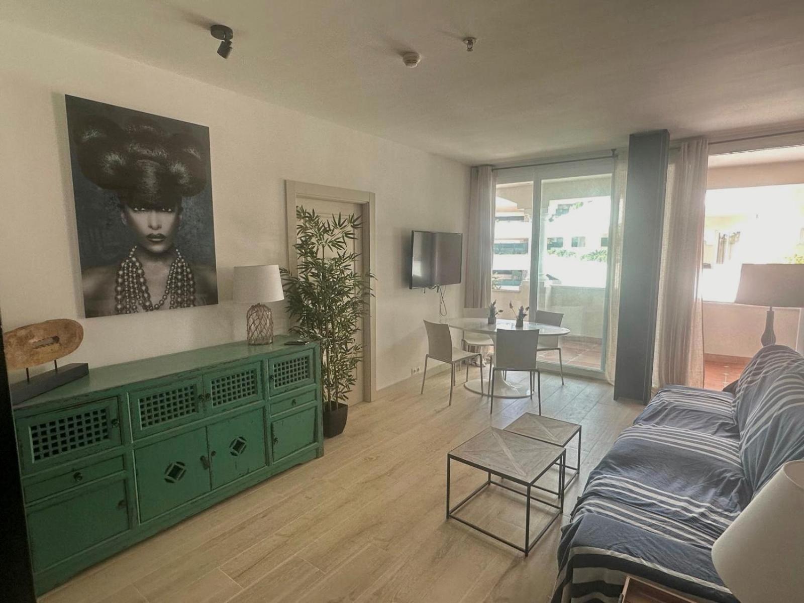 Apartamentos Guadalpin Boutique Marbella Bagian luar foto